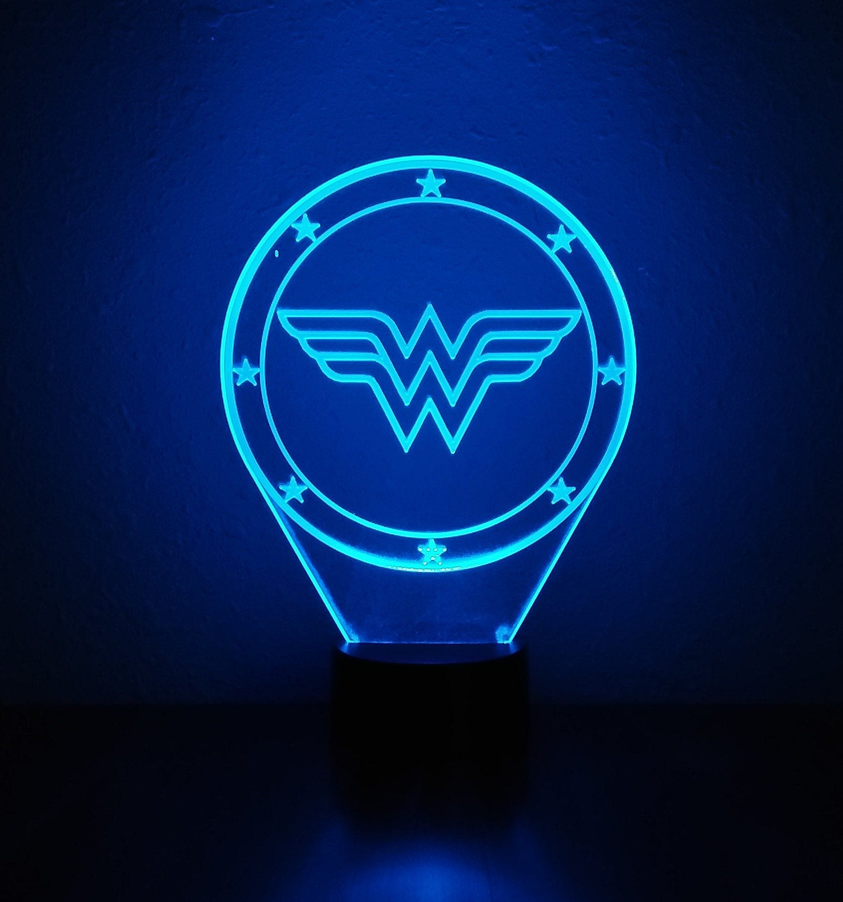 Awesome "Wonder Woman" 3D LED Lamp (1255) - FREE SHIPPING!