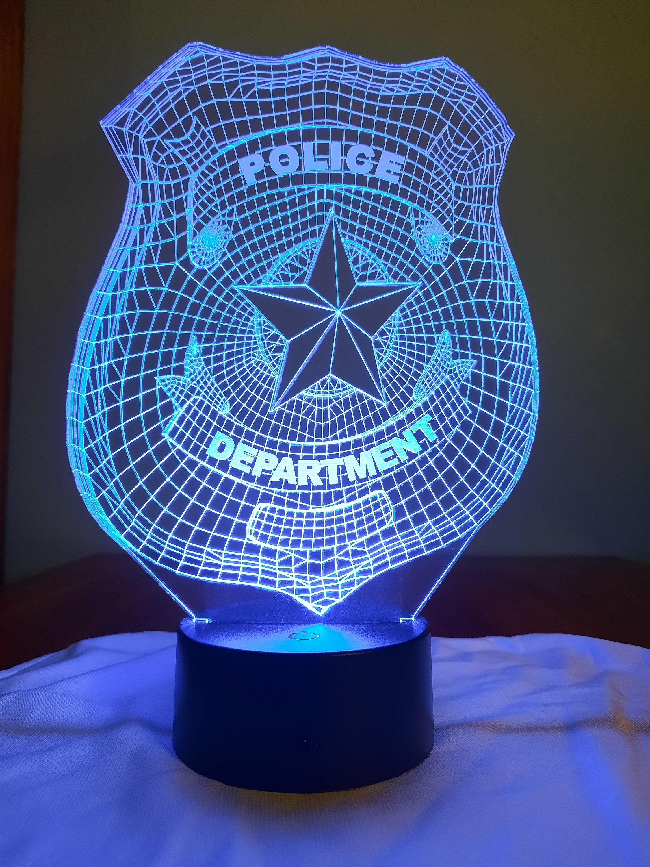 Awesome "Police Badge" LED Lamp (1279) - FREE Shipping!